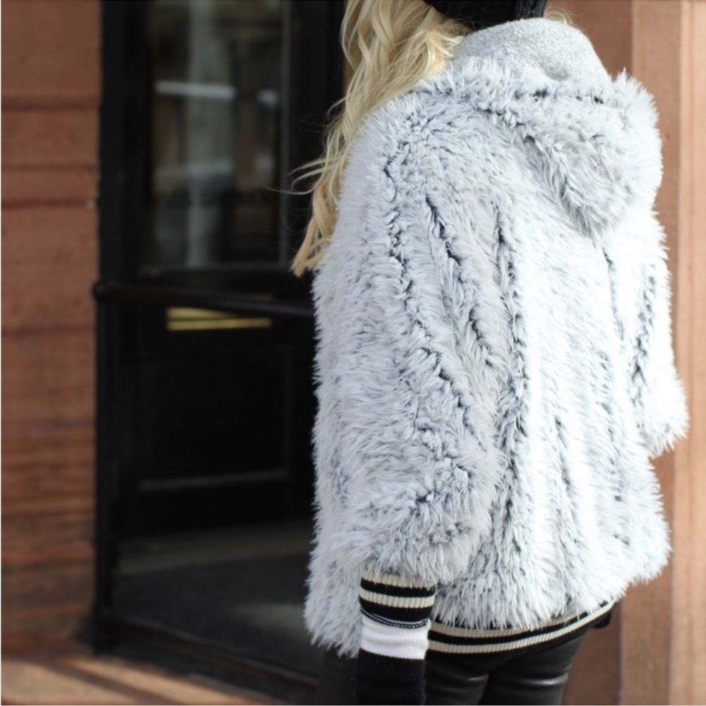Free People! Fluffy Dolman Jacket Coat! - Picture 4 of 14